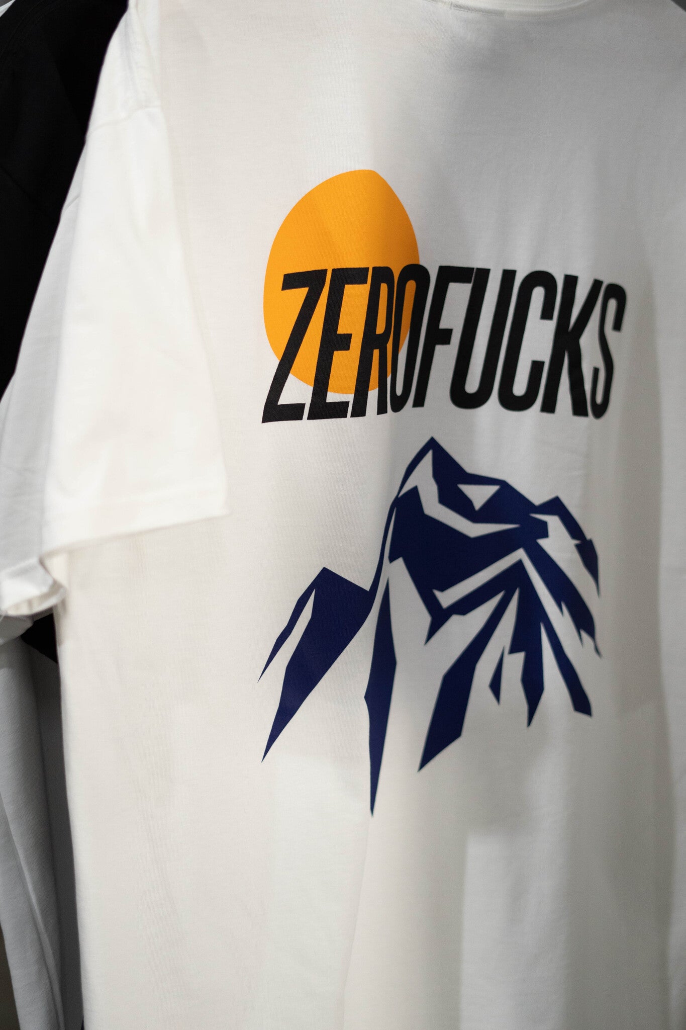 T-shirt Zerofucks - Mountain Orange